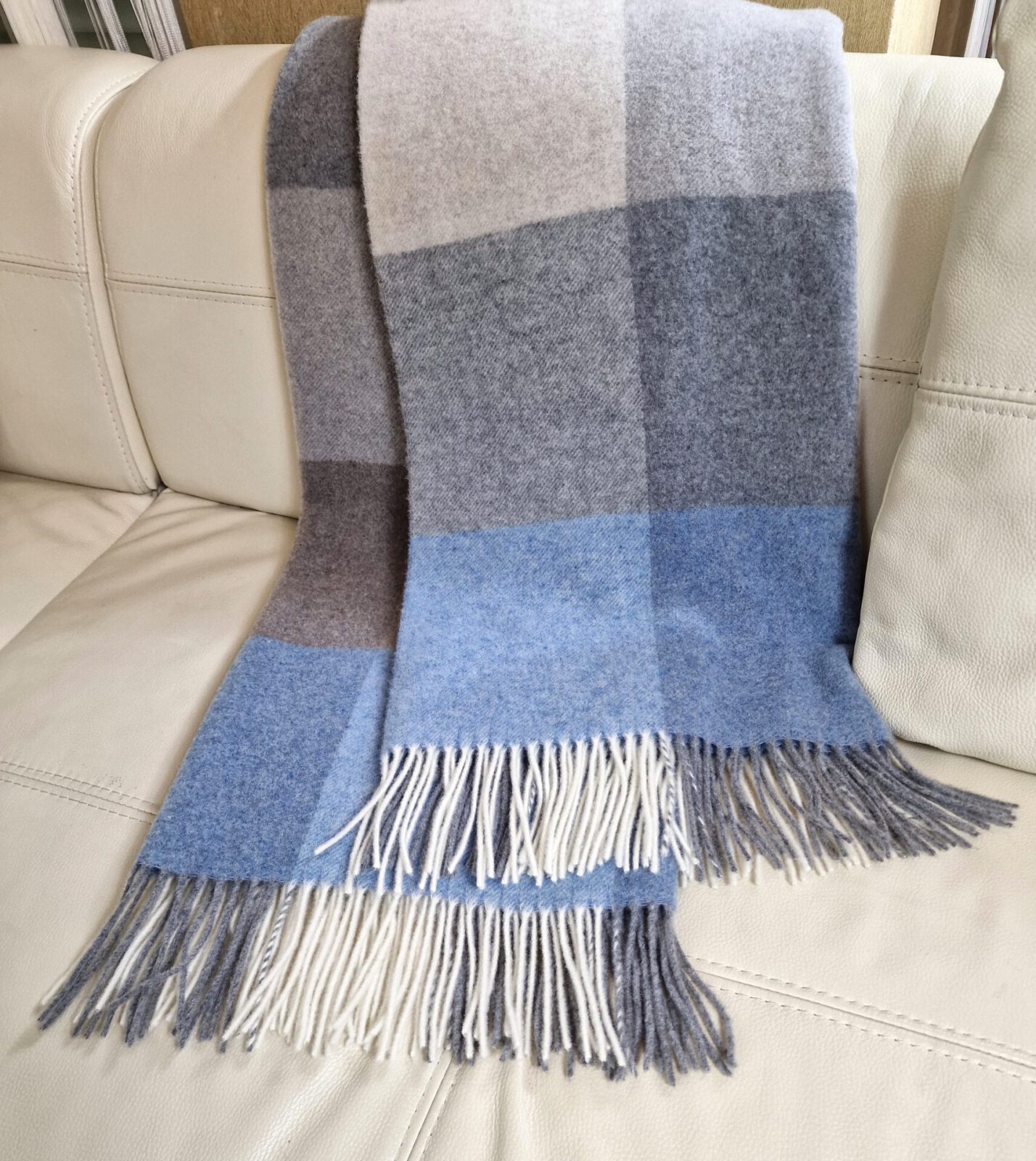 Wolldecken und Wollplaids