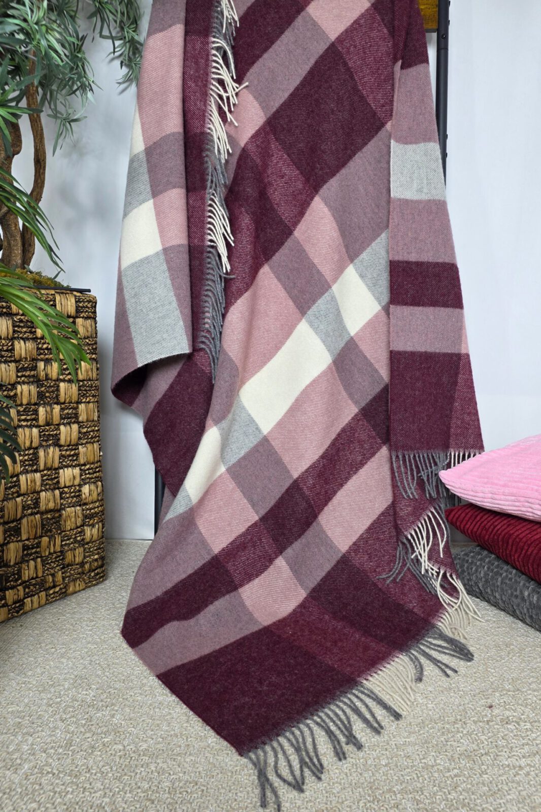 Wolldecken und Wollplaids