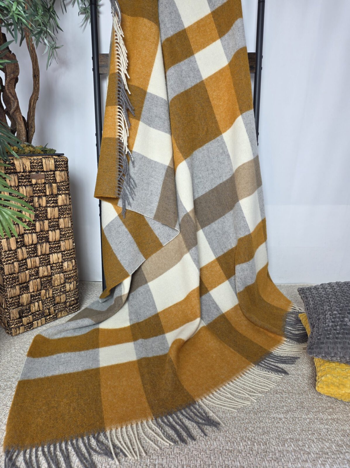 Wolldecken und Wollplaids