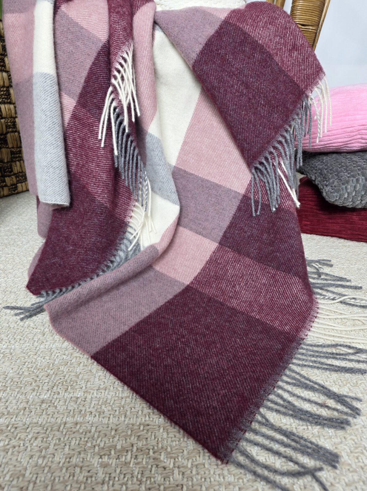 Wolldecken und Wollplaids