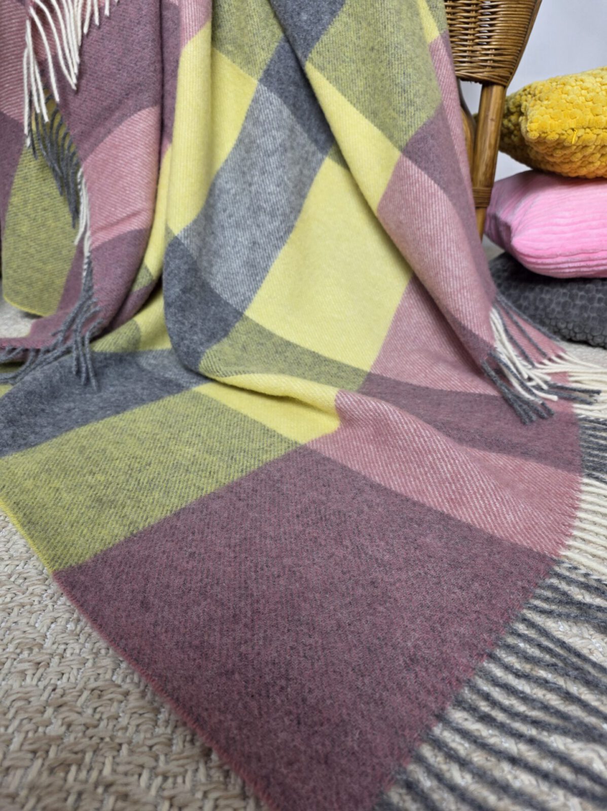 Wolldecken und Wollplaids