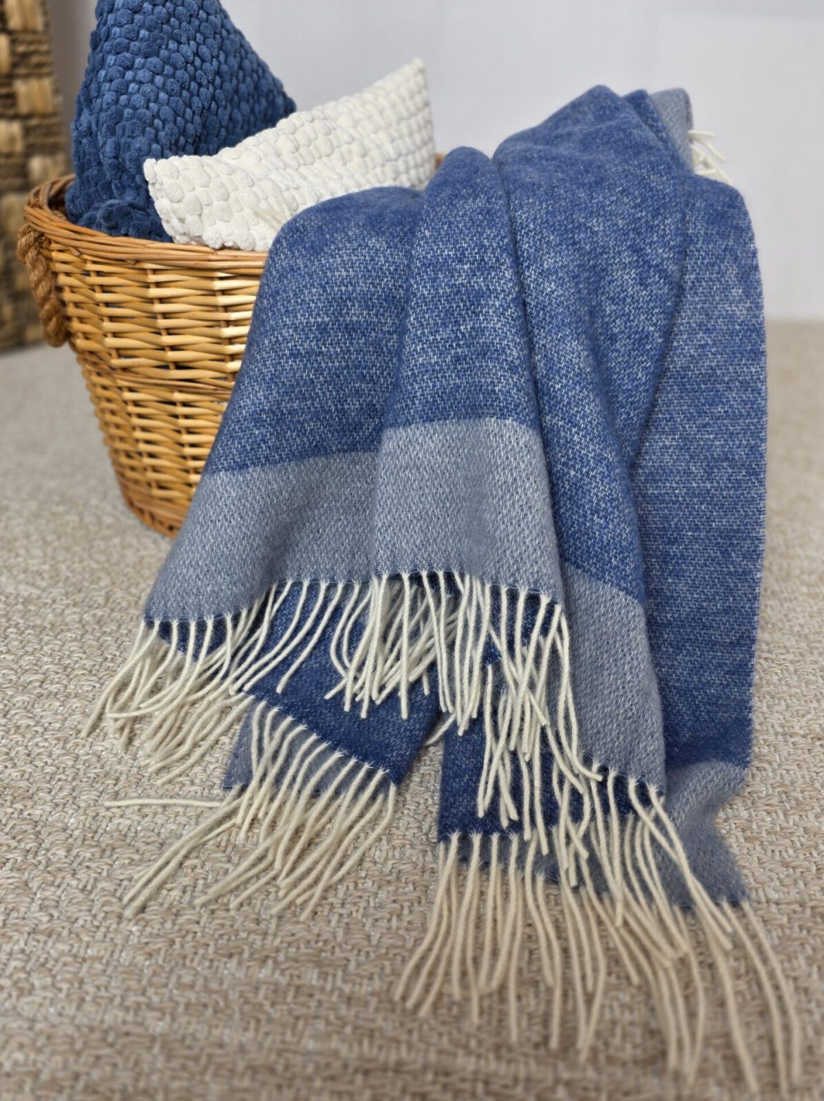 Wolldecken und Wollplaids