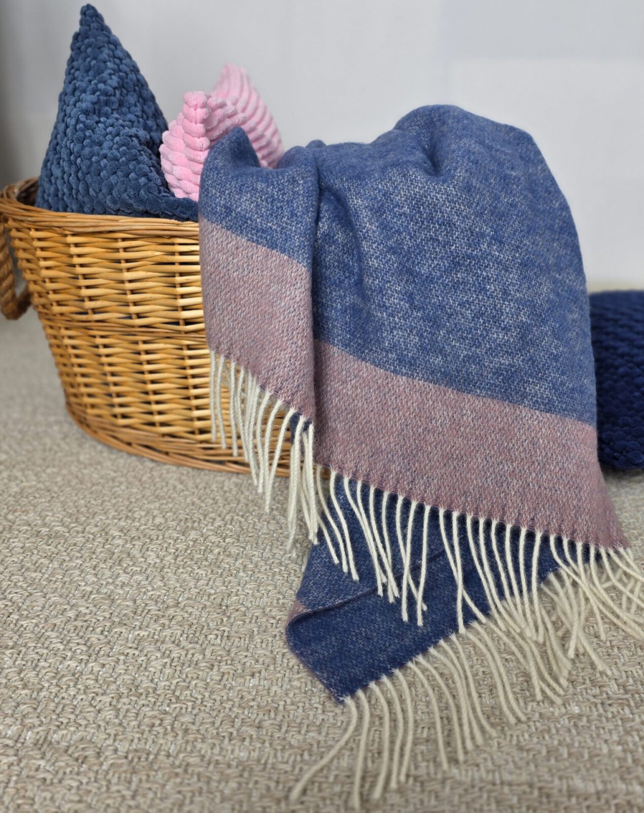 Wolldecken und Wollplaids