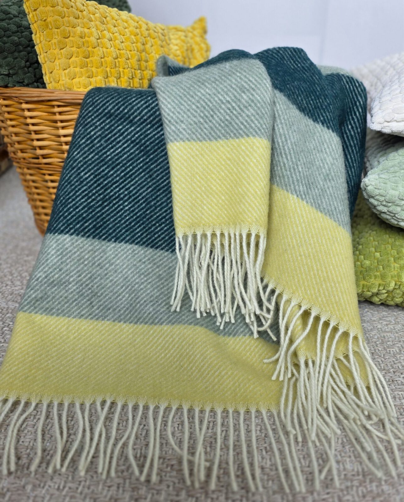 Wolldecken und Wollplaids