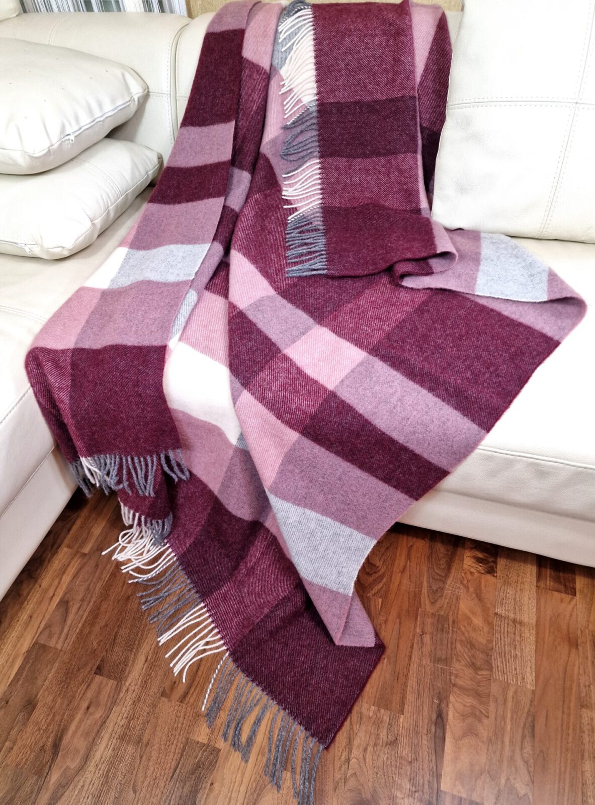 Wolldecken und Wollplaids