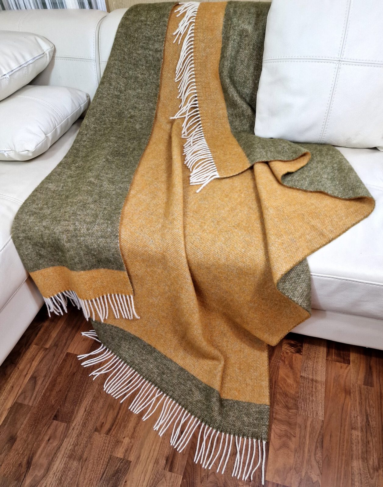 Wolldecken und Wollplaids
