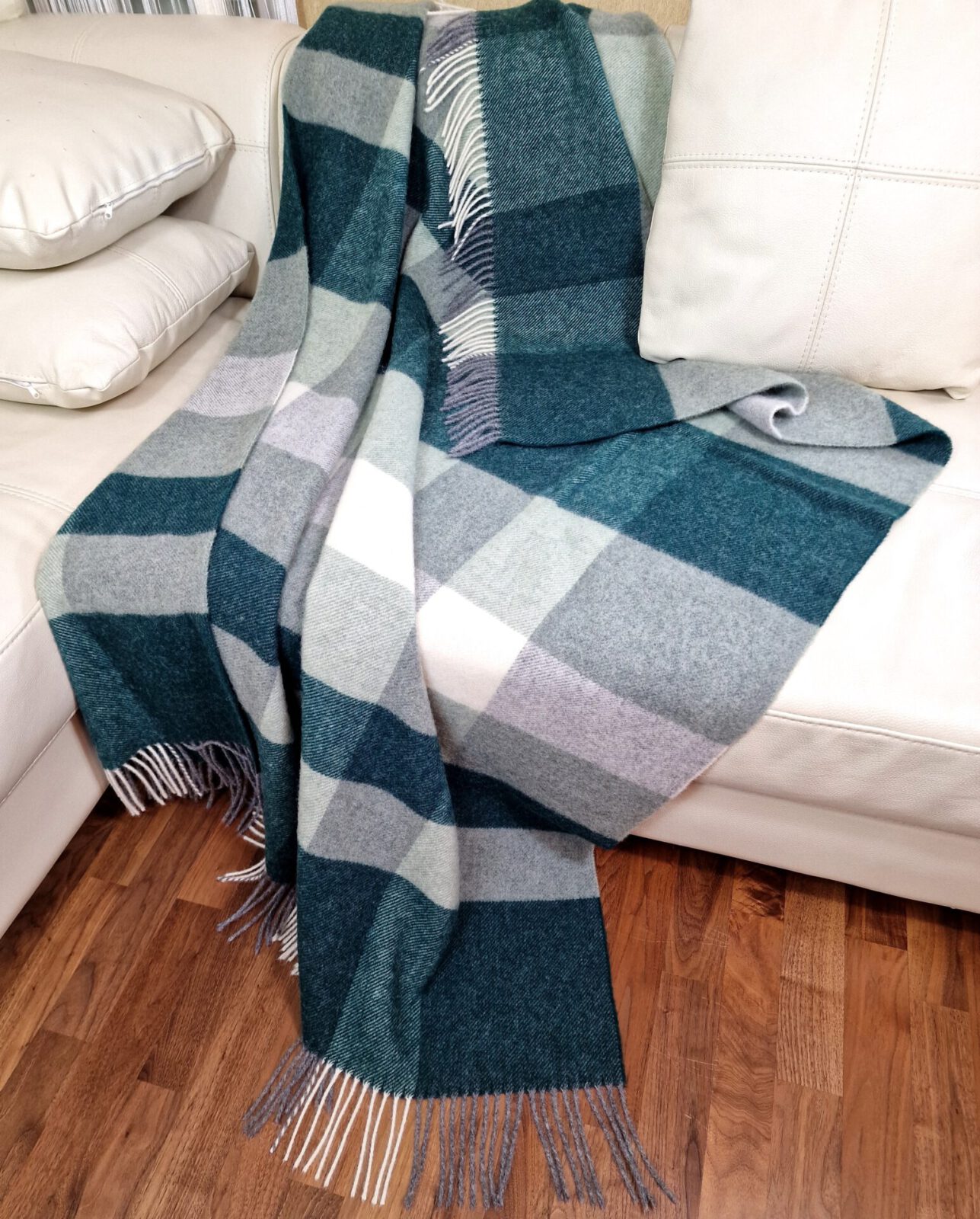 Wolldecken und Wollplaids