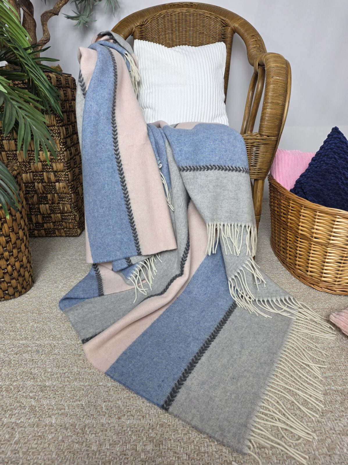 Wolldecken und Wollplaids