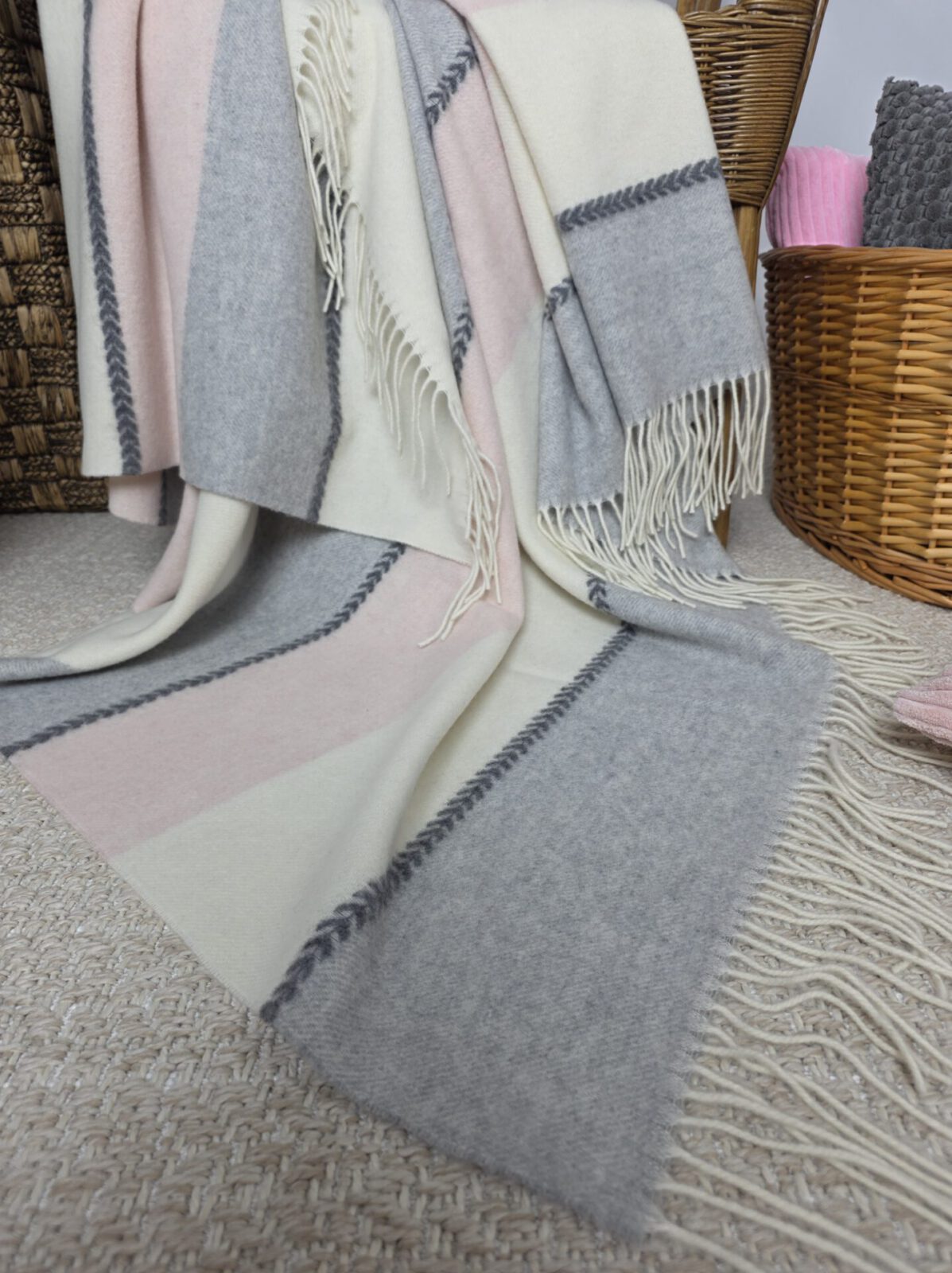 Wolldecken und Wollplaids