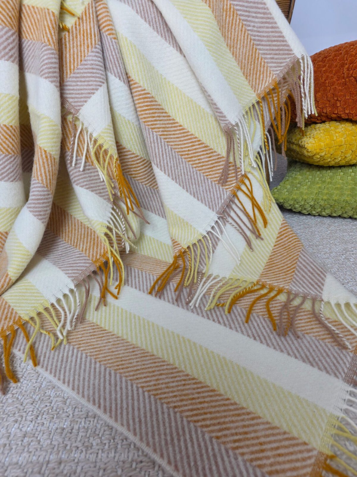 Wolldecken und Wollplaids