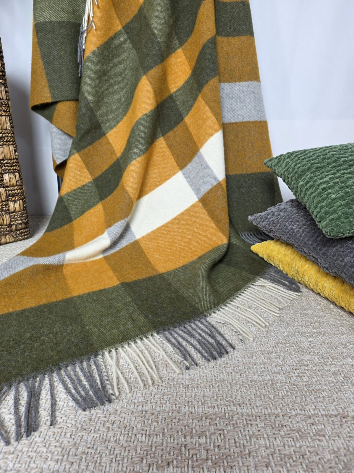 Wolldecken und Wollplaids