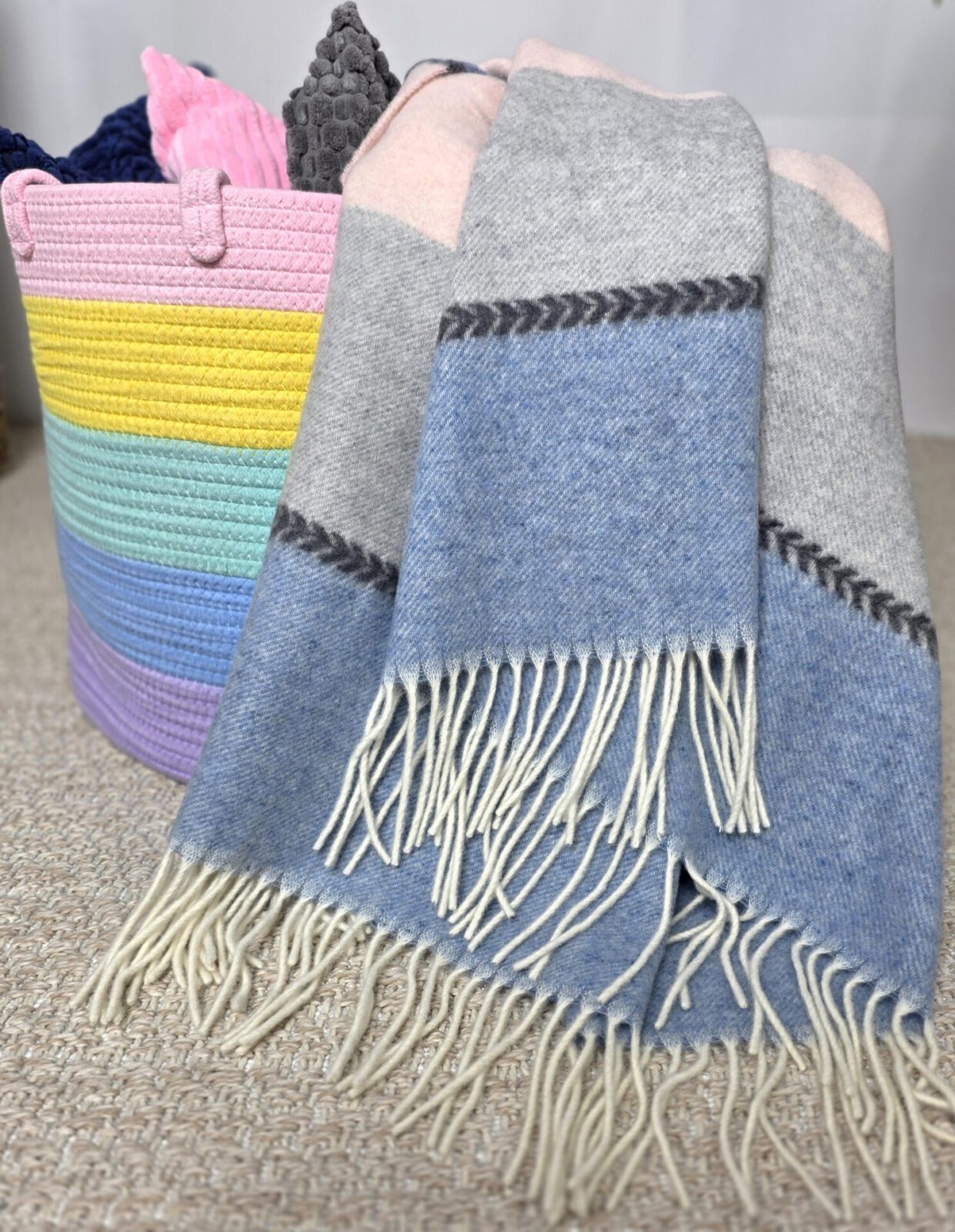 Wolldecken und Wollplaids