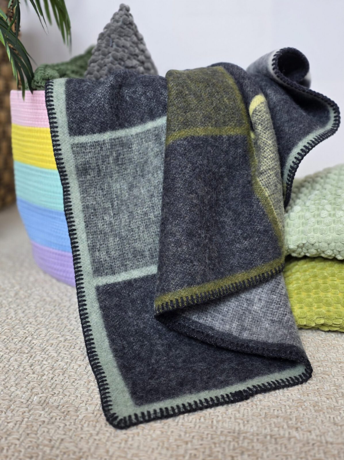 Wolldecken und Wollplaids