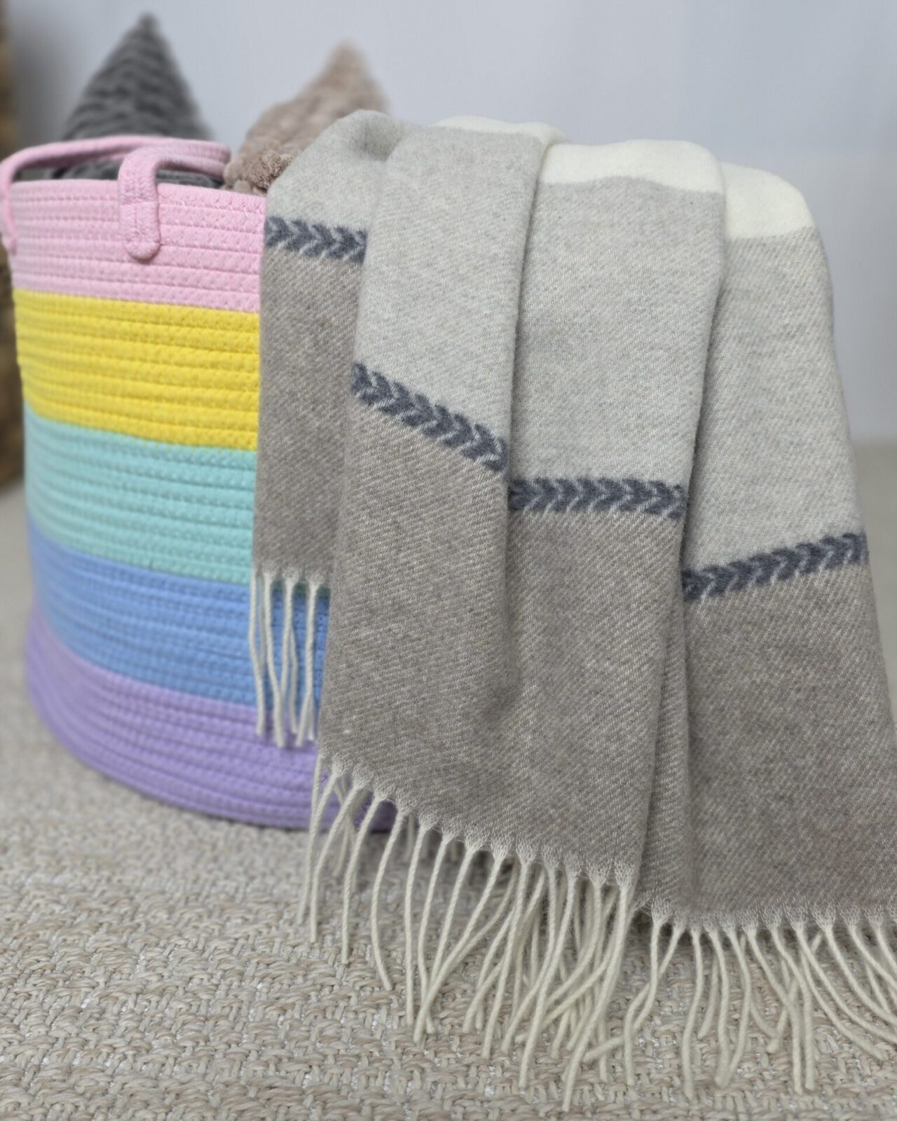 Wolldecken und Wollplaids