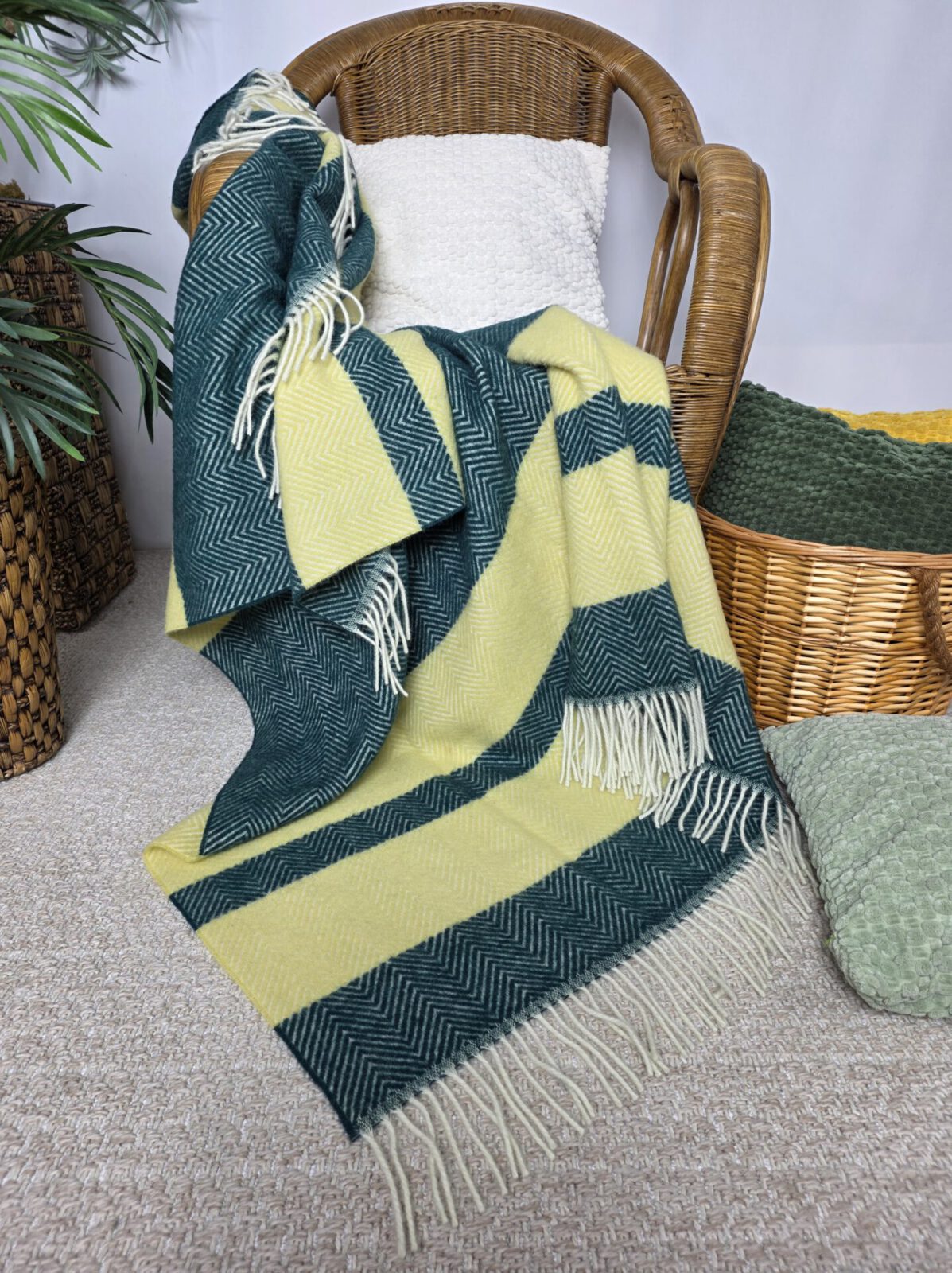 Wolldecken und Wollplaids
