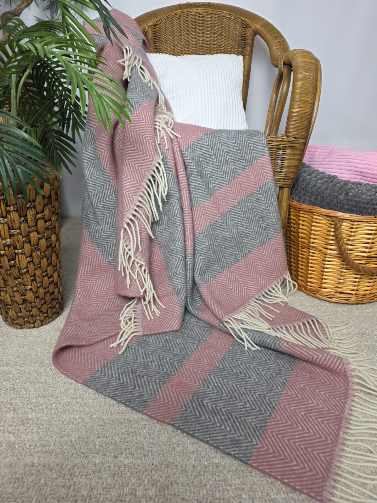 Wolldecken und Wollplaids