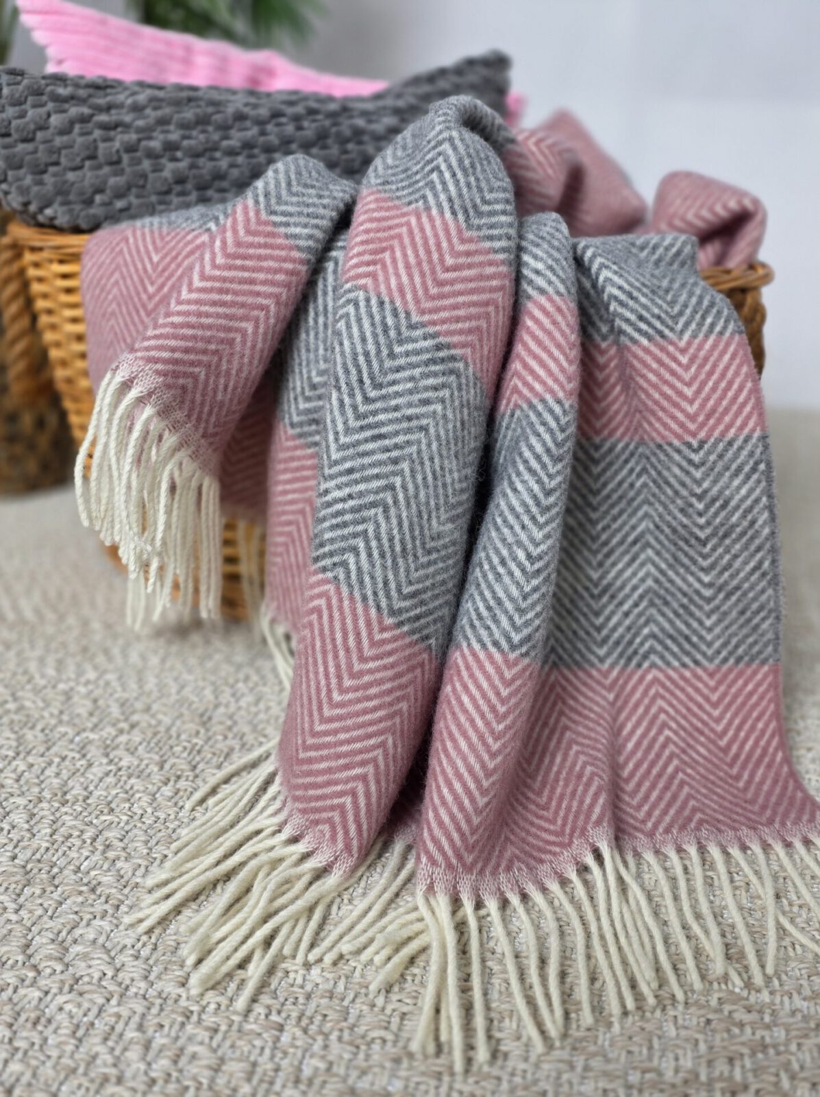 Wolldecken und Wollplaids