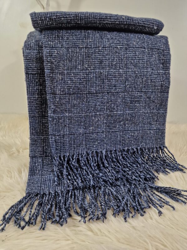 Plaid & Decke aus Polyester und Acryl "Palmera-P" hellblau-blau – Bild 2