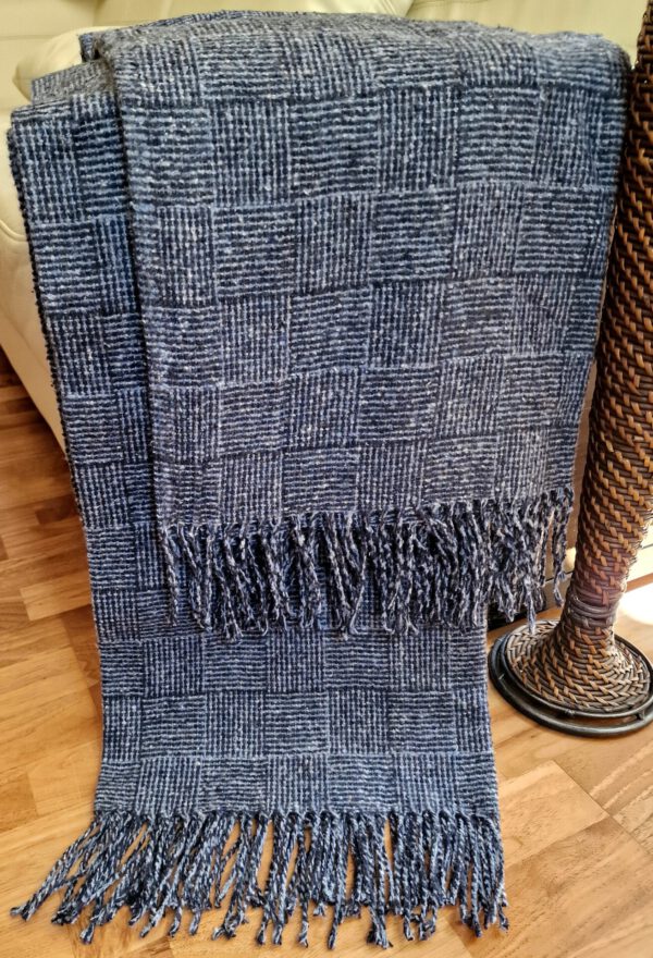 Plaid & Decke aus Polyester und Acryl "Palmera-P" hellblau-blau – Bild 2