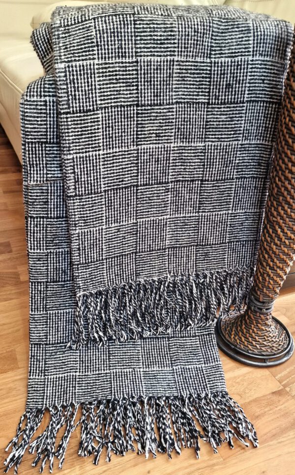 Plaid & Decke aus Polyester und Acryl "Palmera-P" schwarz-weiß – Bild 2