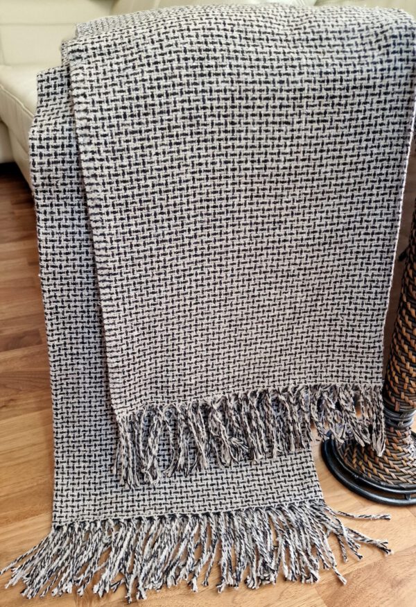 Plaid & Decke aus Polyester und Acryl "Palmera-R" beige-braun – Bild 2