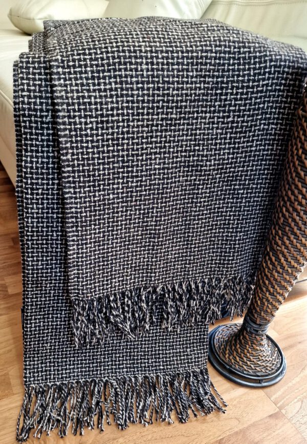 Plaid & Decke aus Polyester und Acryl "Palmera-R" dunkelbraun-beige – Bild 2