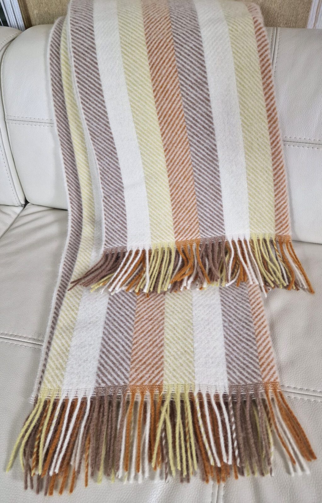 Wolldecken und Wollplaids