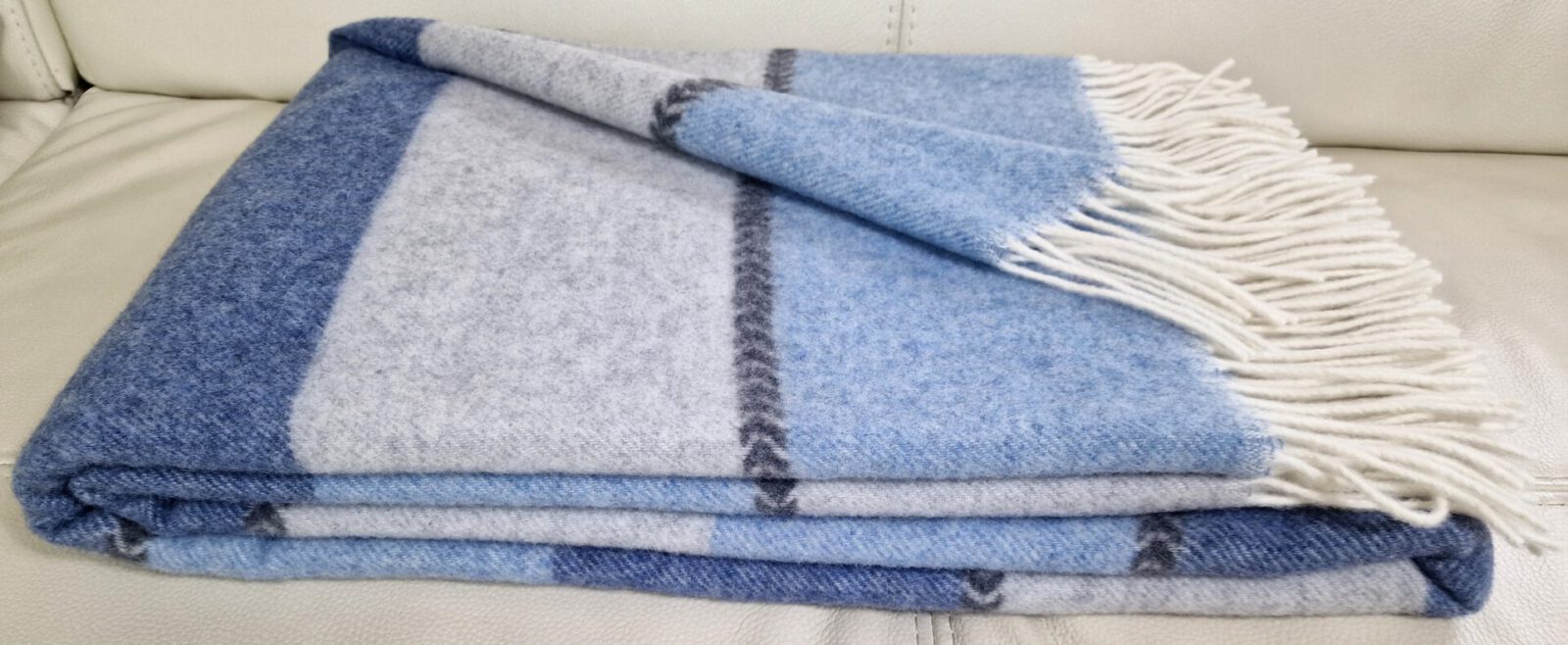 Wolldecken und Wollplaids