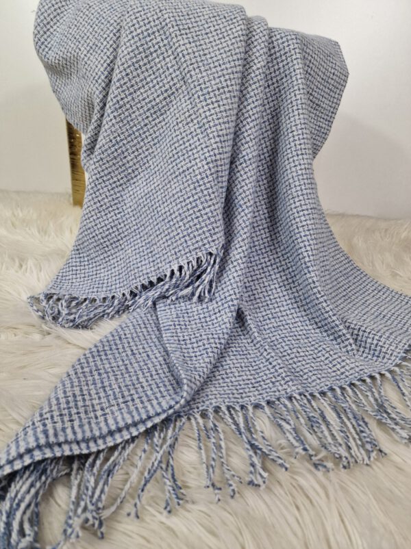 Plaid & Decke aus Polyester und Acryl "Palmera-R" weiß-hellblau – Bild 3