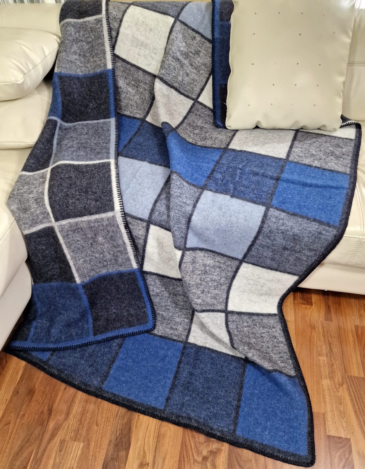 Wolldecken und Wollplaids