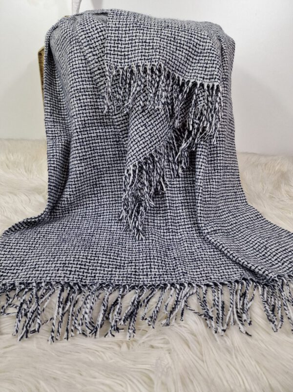 Plaid & Decke aus Polyester und Acryl "Palmera-R" weiß-dunkelblau – Bild 3