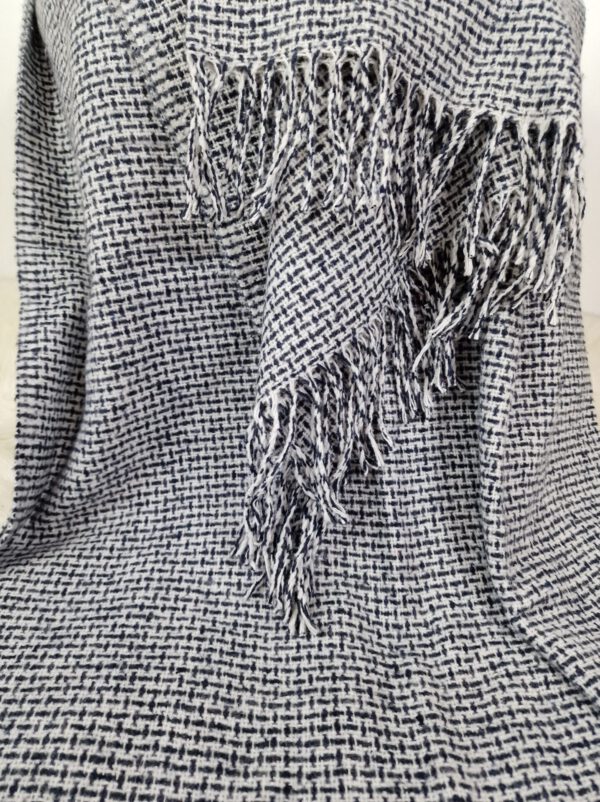 Plaid & Decke aus Polyester und Acryl "Palmera-R" weiß-dunkelblau – Bild 4