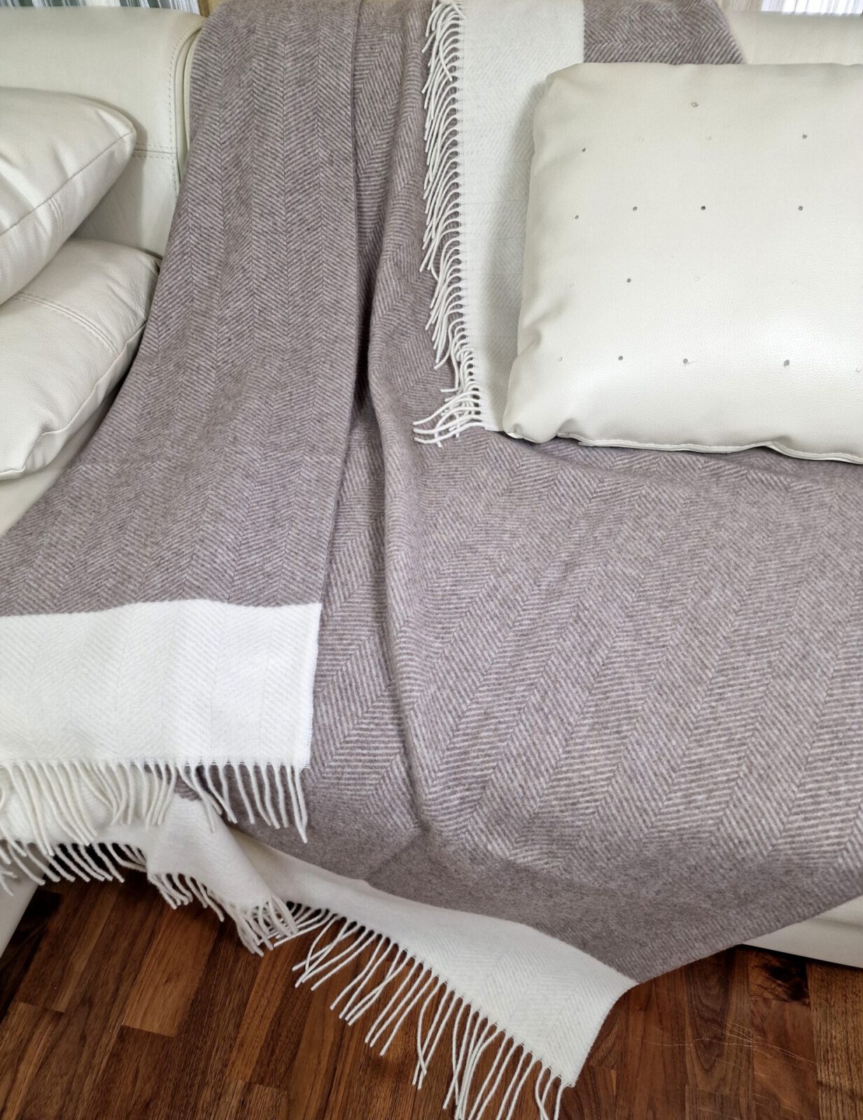 Wolldecken und Wollplaids
