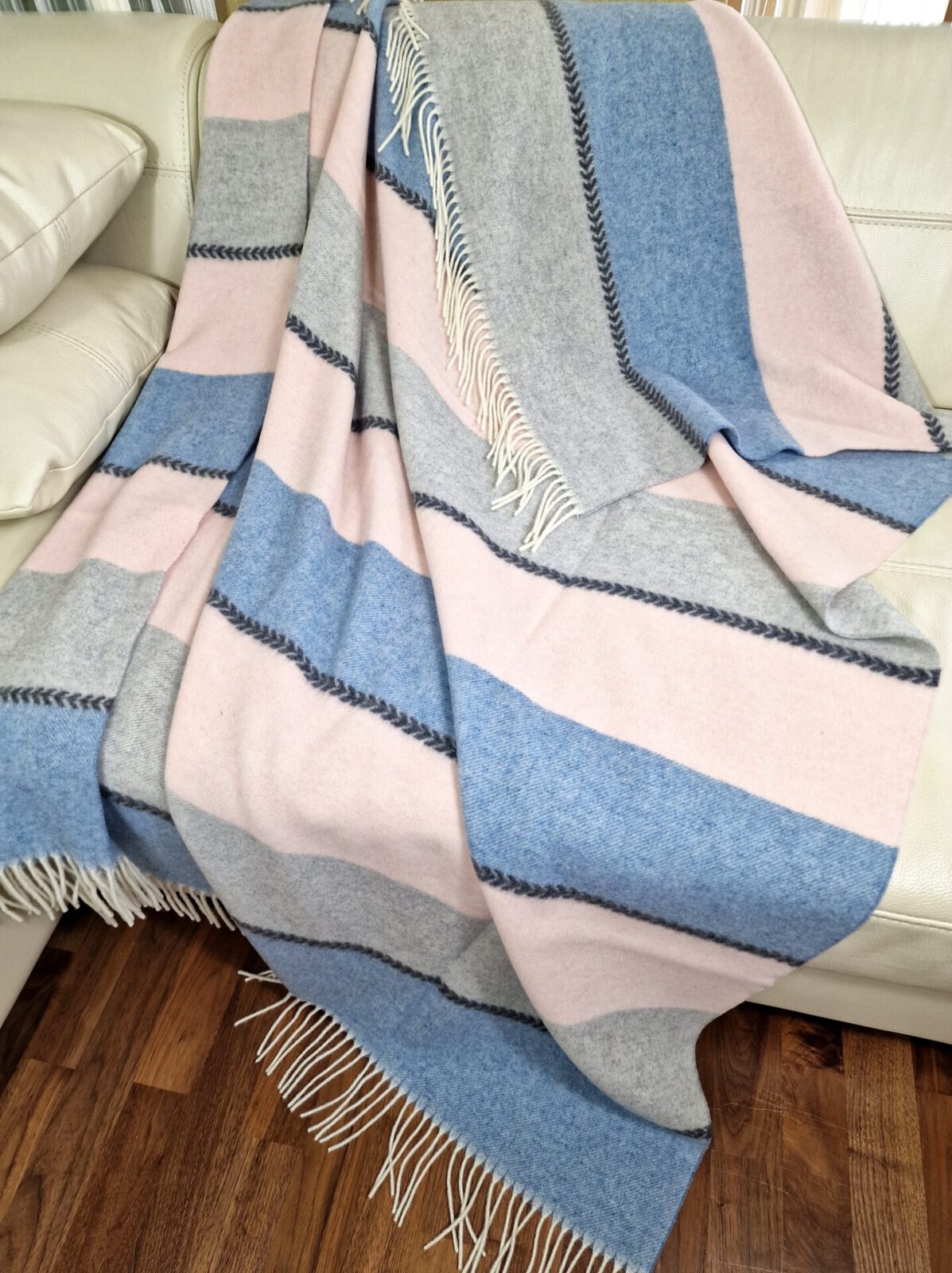 Wolldecken und Wollplaids