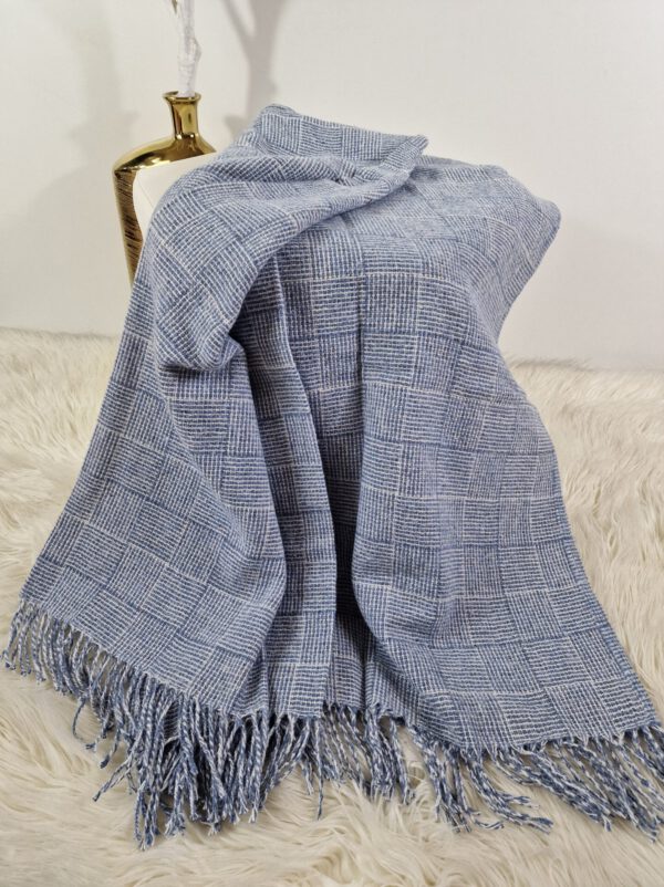 Plaid & Decke aus Polyester und Acryl "Palmera-P" hellblau-weiß – Bild 3