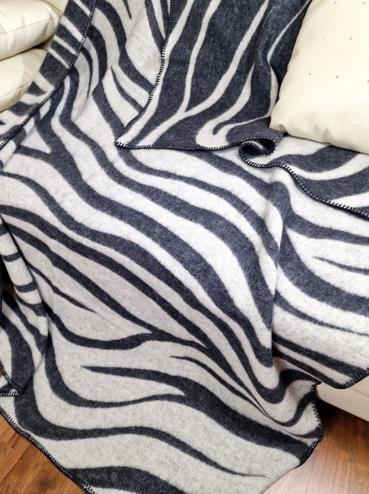 Wolldecken und Wollplaids