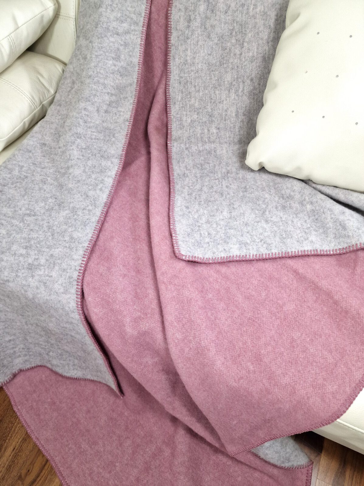Wolldecken und Wollplaids