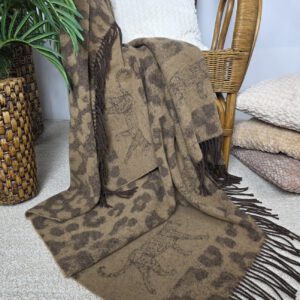Alternative view of Wollplaid & Wolldecke "Tirol T Leopard" braun-beige