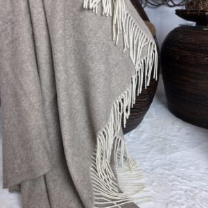 Alternative view of Wolldecke & Wollplaid, 90 % Merinowolle,10% Kaschmir "Faro C" braun