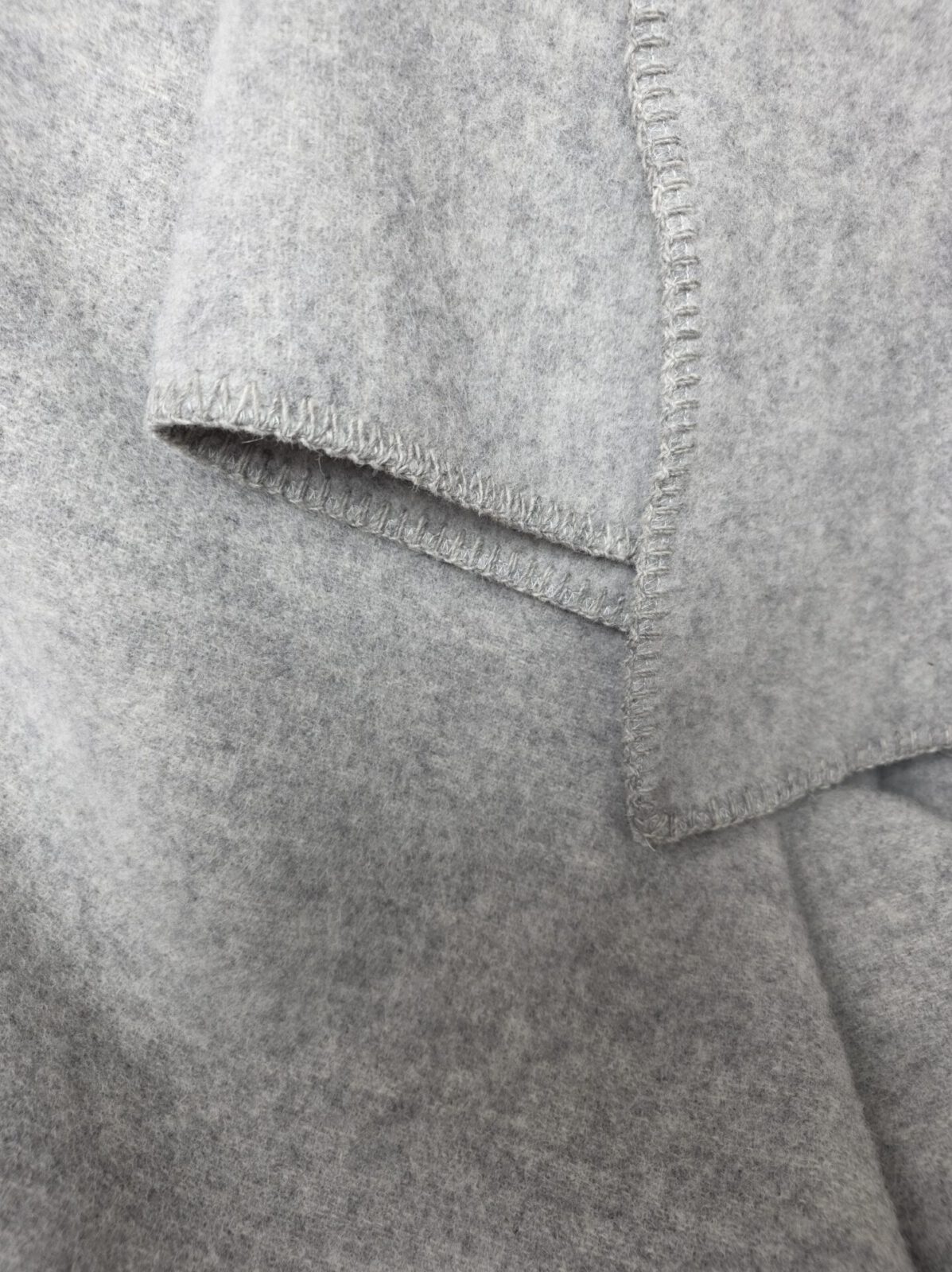 Wolldecken und Wollplaids