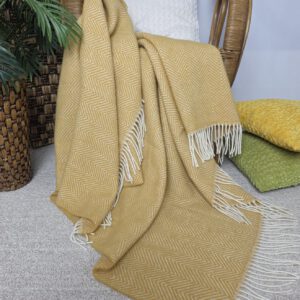 Alternative view of Wollplaid & Wolldecke "Tirol M" gelb/ocker