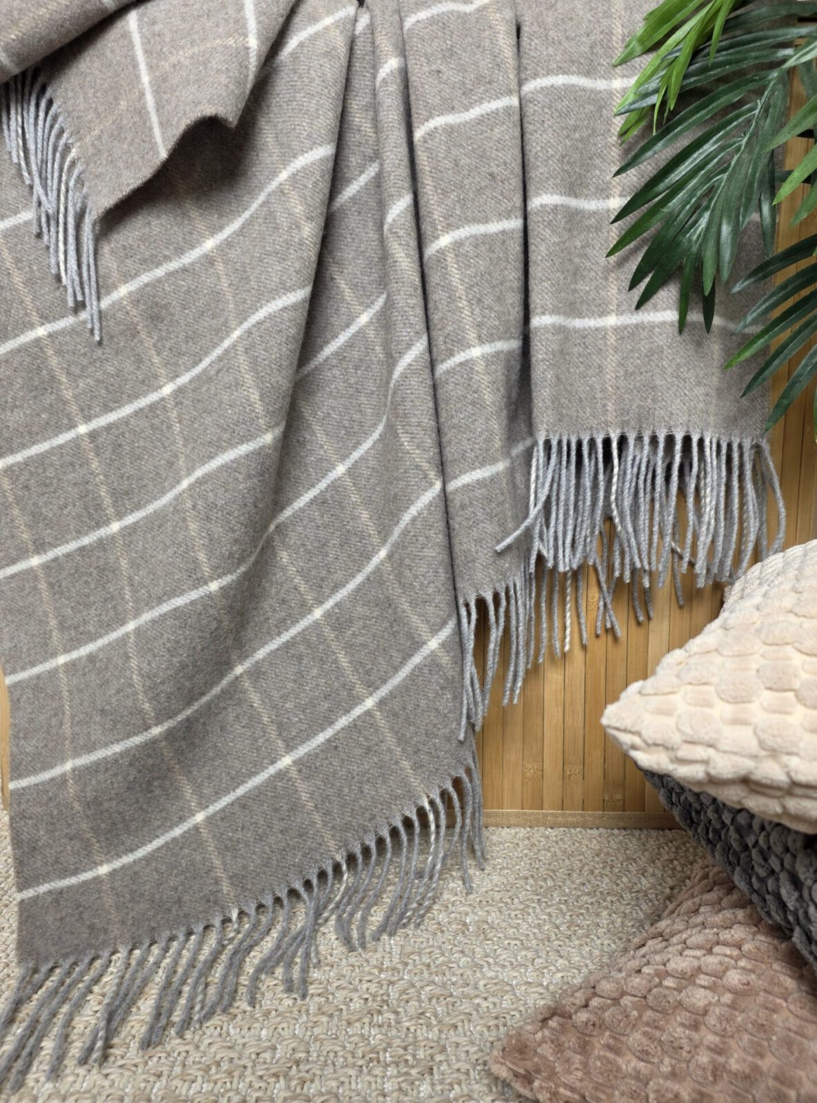 Wolldecken und Wollplaids