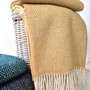 Alternative view of Wollplaid & Wolldecke "Tirol V" gelb/ocker