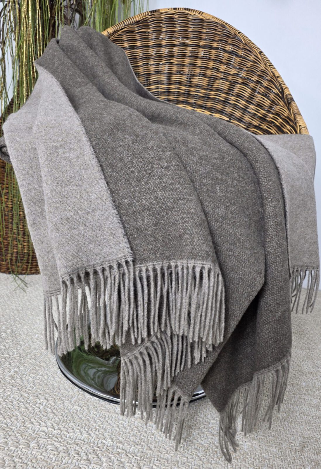 Wolldecken und Wollplaids