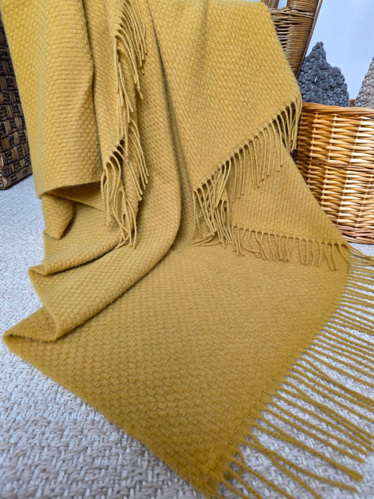 Wolldecken und Wollplaids