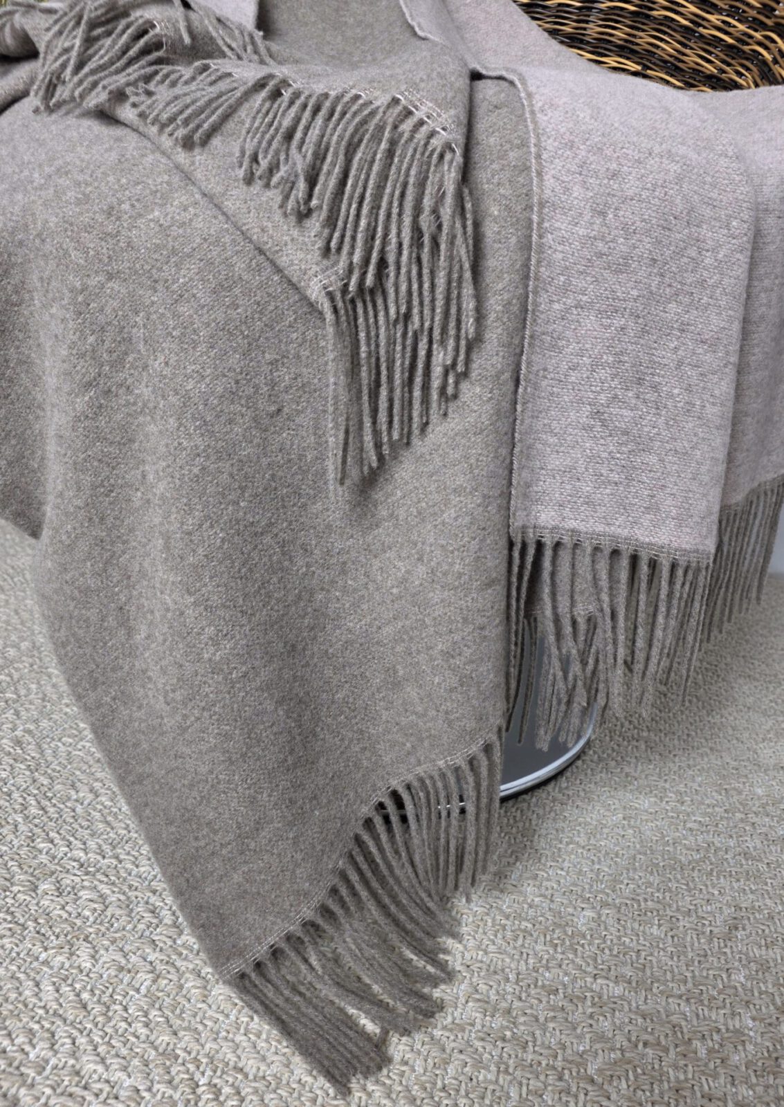 Wolldecken und Wollplaids