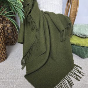 Alternative view of Wollplaid & Wolldecke "Tirol U" olive