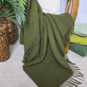 Alternative view of Wollplaid & Wolldecke "Tirol MU" olive