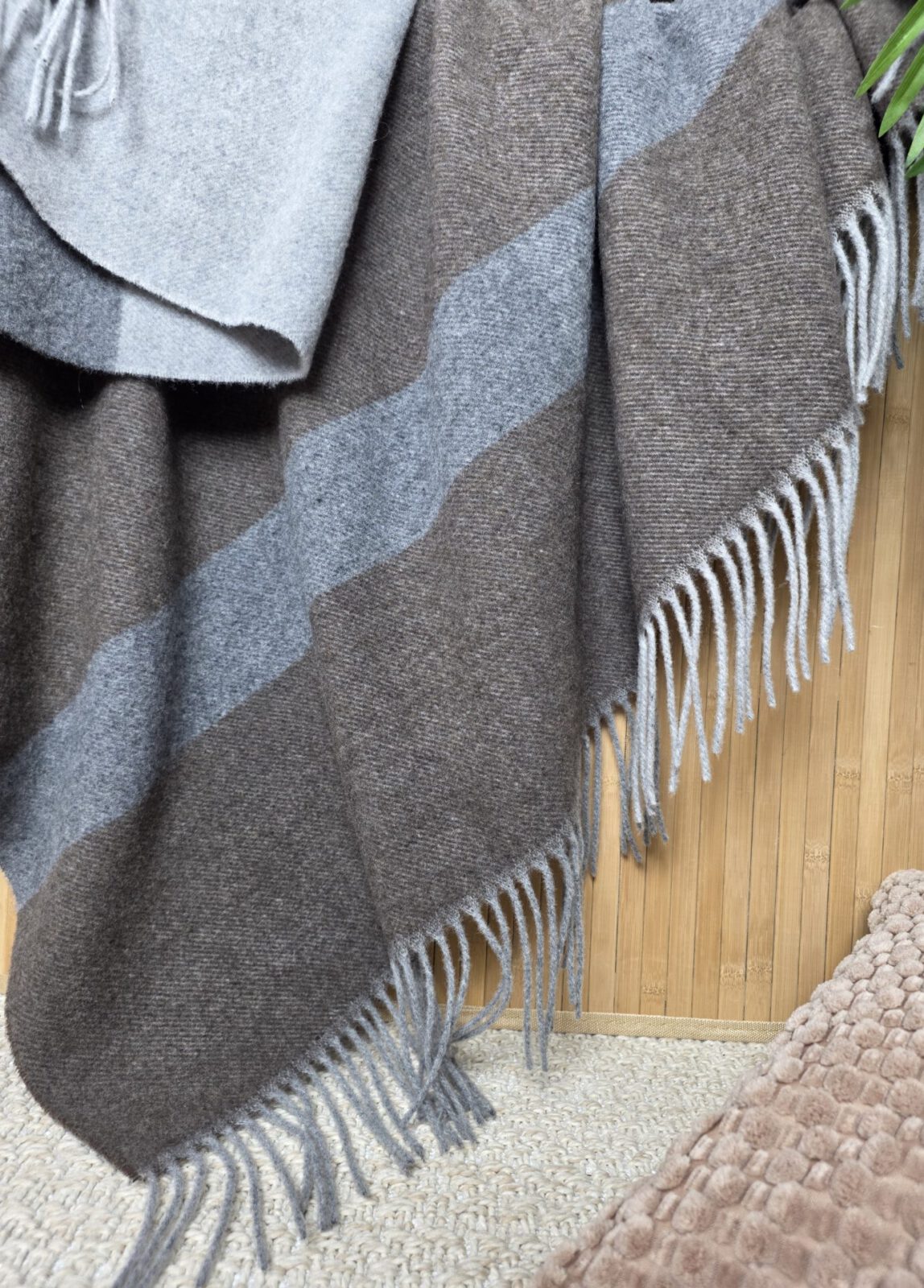 Wolldecken und Wollplaids