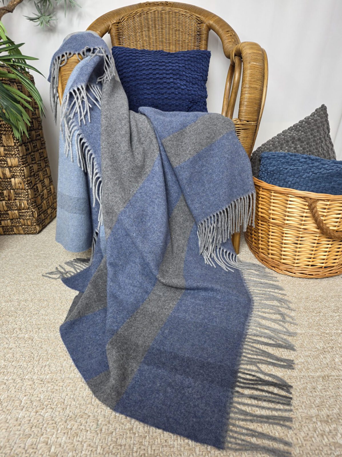 Wolldecken und Wollplaids